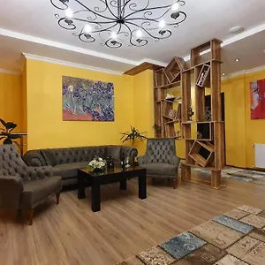 Soft 3*, Batumi Georgien
