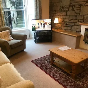 Apartment Fantastic 3 Double Bedrooms 2 Bathrooms Garden Sleeps 6