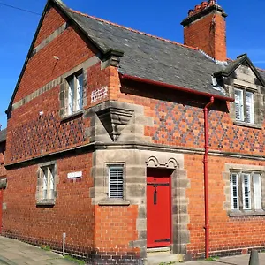 Holiday home 30 Overleigh Road 